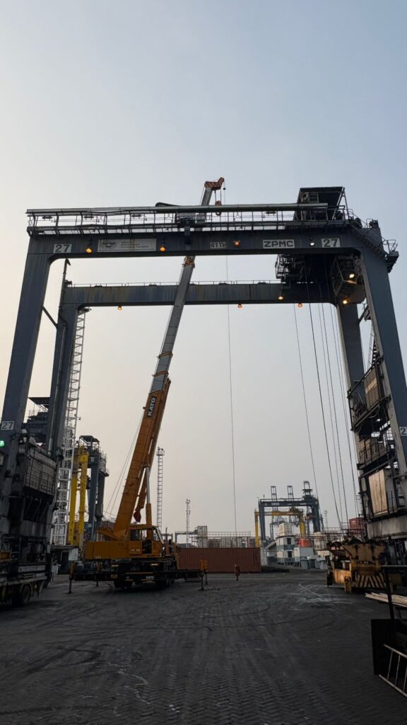 Sewa Mobile Crane & Tower Crane untuk Proyek Konstruksi Anda