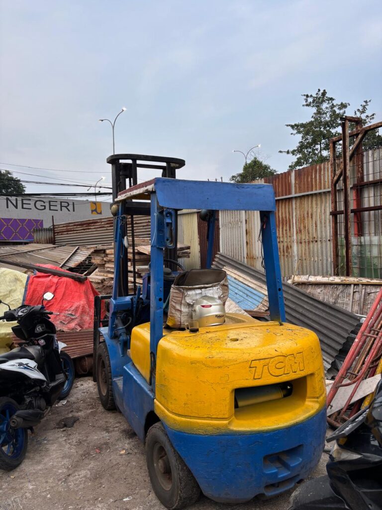 Gudang Alat Berat di Lokasi Strategis Tangerang