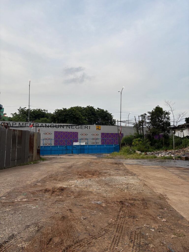 Lokasi Penyimpanan di Uwung Jaya, Cibodas